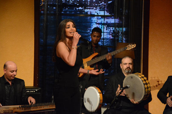 دينا حايك فى بوضوح (3)